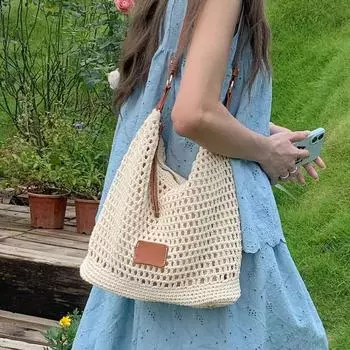 Woven Hollow Bag Women 2025 New Summer Seaside Vacation Travel Tote Bag Beach Bag Shoulder Underarm Bag Light Beige