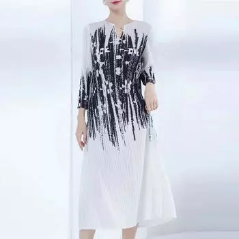 Морщинистое модное и элегантное женское весеннее длинное платье с v-образным вырезом и рукавами 3/4 One Size чёрный