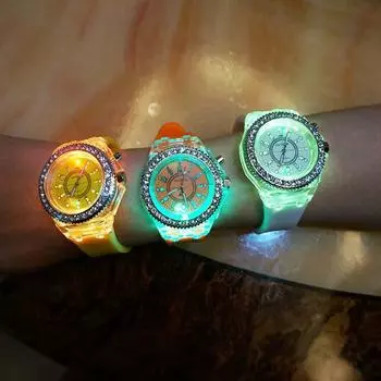 Наручные часы Часы Crystal Водонепроницаемые часы Кварцевые часы Модные часы Женские часы Часы Спортивные часы Уникальные красный