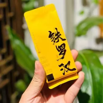 Wuyi Four Famous Cong Tirohan Carbon Baking Изысканный аромат фруктов камелии Аромат орхидеи Чай Улун Северной провинции Фуцзянь Чай оптом 8.5g