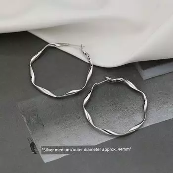 [Xiangnan] 999 Silver Mobius Earrings Accessible Luxury 2025 New Hot-Sale Earrings Simple Bracelet Fancy Female Earrings 999 silver pin earrings silver medium (two price)