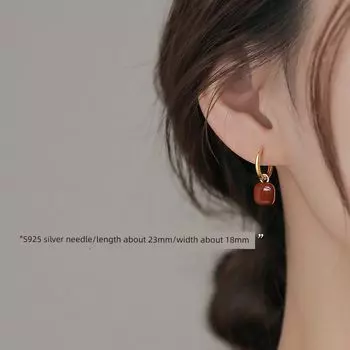 Xiangnan Red Niche Style Birth Year Female 925 Silver Needle 925 silver needle Red Square ear ring (two price)