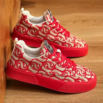 Xiangyun/мужские туфли для доски из ткани с принтом и вышивкой, повседневная обувь, дышащая мягкая подошва, трендовая спортивная обувь для мужчин 39 красный