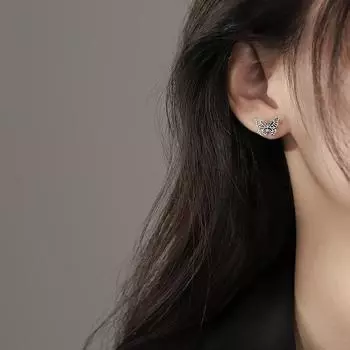 Xianqi полные простых индивидуальных серег в стиле ретро, темпераментные модные тенденции, новые женские серьги-бабочки с холодным ветром