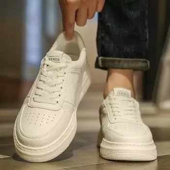 Xiaobai men s shoes 2024 new summer breathable trend versatile men s casual leather shoes men s white shoes sports board shoes 39