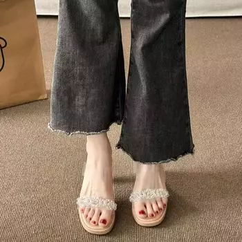 Xiaoxiang feng shui autumn 2025 new diamond transparent cool slippers fairy style temperament thick heel high heel slippers women s outer wear 35