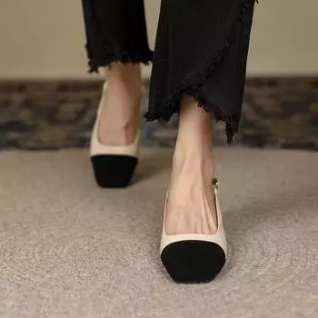 Xiaoxiangfeng Baotou Sandals Women s 2025 New Summer Versatile French Medium Heel Back Empty Women s Shoes Thick Heel Color Matching Shoes 34