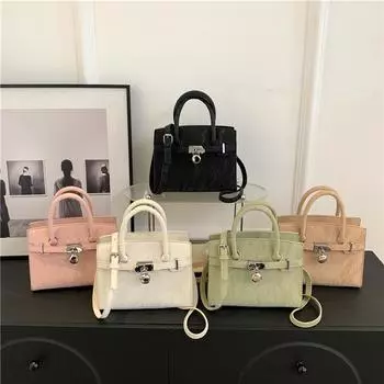 Xiaoxiangfeng Light Luxury Volkswagen 2024 Весна/Лето Новая женская сумка через плечо на одно плечо, универсальная для повседневного использования, модная,