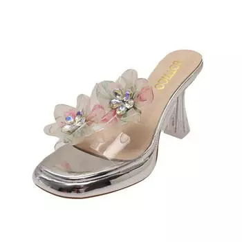 Xiaoxiangfeng square head flower rhinestone high-heeled sandals 2025 summer outer wear waterproof table crystal thick heel beautiful high heels 35