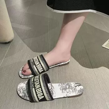 Xiaoxiangfeng вышитые буквы пляжная обувь для путешествий интернет знаменитости классные тапочки женская летняя модная одежда одно слово плоские тапочки 35 красный