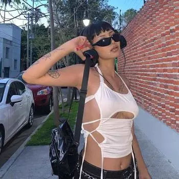 Y2K сексуальный летний укороченный топ с открытой спиной для женщин 2024 года, белые безрукавные бандажные топы с бретельками через шею, уличные топы на бретельках 90-х годов S белый