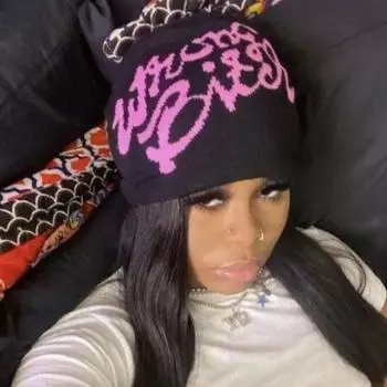 Y2K Высокое качество Kpop Ins New Network Red Design Feel Ниша Холодная и теплая модная универсальная вязаная шапка для мужчин и женщин Onesize розовый