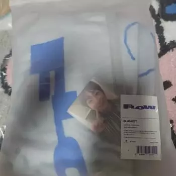 Я продаю блестящее одеяло Onyu Flow на колено