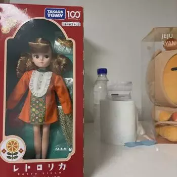 Я продаю Takara Tomy Rika