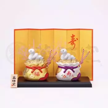 Yakushi Kiln 2025 Zodiac of the Snake Snake Aya Invitation Suzumi (red and white plum, g and silver earth bell)