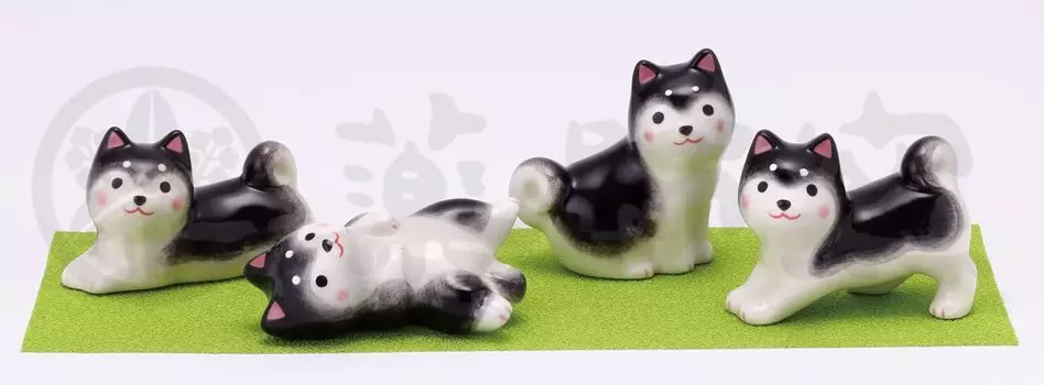 Yakushi Kiln Waraku Zukushi Dog Weather Kuroshiba Набор [9698] чёрный