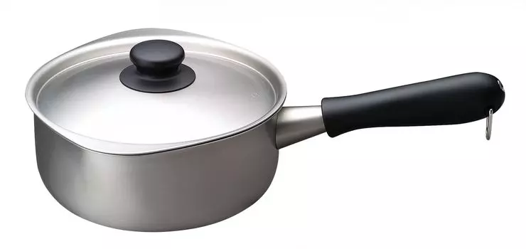 Yanagi Sori Stainless steel pot 18 for gas fire dishwasher made by design on the left and suitable for any design with protruding spouts on the left