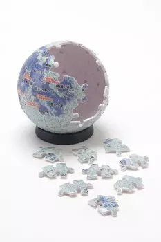 Yanoman 60 Piece 3D Sphere Puzzle Moon Globe -THE MOON- (Ver.3)