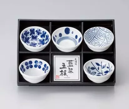 Японская керамика Five Herbs Flower Daruma Small Bowl Set