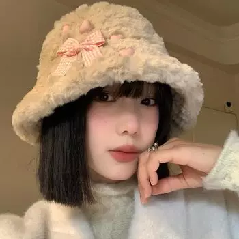 Японская универсальная плюшевая панама со звездой-бантом, женская зимняя шапка 2024 года, новая теплая утолщенная шапка с маленьким тазиком M56-58cm