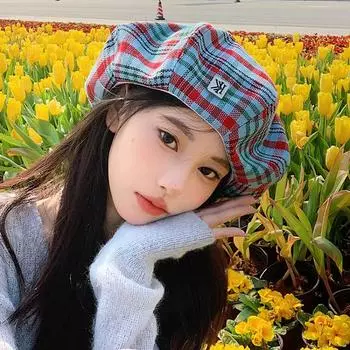 Японские ретро красные и синие контрастные клетчатые береты для женщин весна и лето Show Face маленькие восьмиугольные шляпы 56-58cm
