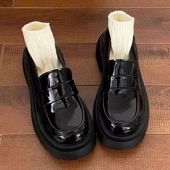 Японские туфли из кожи в стиле колледжа, осень 2025 года, новые универсальные туфли-лоферы с одной педалью и кексовой платформой, женская одинарная обувь, тренд 35