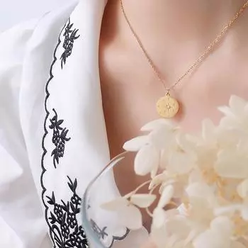 Японский и корейский стиль геометрическое манго звезда инкрустированное жемчужное ожерелье ключицы цепочка из титановой стали покрытая 18-каратным настоящим золотом цепочка на шею ювелирные изделия P085