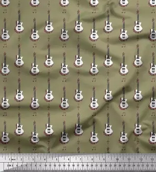 Японский креп-сатин Soimoi, ткань для рукоделия с принтом в виде нот и гитарных музыкальных инструментов, 42 дюйма по метрам 42 Inch Wide - Poly Crepe зелёный