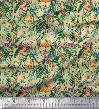 Японский креп-сатин Soimoi, ткань с принтом листьев и мультяшных животных, джунглей, 42 дюйма на метр 42 Inch Wide - Poly Crepe светло-серый