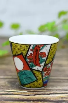 Японский склад, талисман, чашка для сакэ, кутани, керамика, цветок, карута, бренд японской посуды, рот чоко, сделано в Японии
