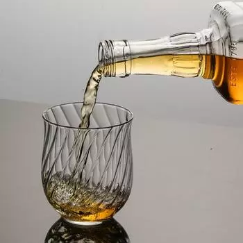 Яркая чашка для виски Ripple Стакан для виски в европейском стиле Блестящая стеклянная посуда для дегустации вин Непревзойденная XO Chivas Бренди Snifter Пивная кружка 1 Piece 270ml