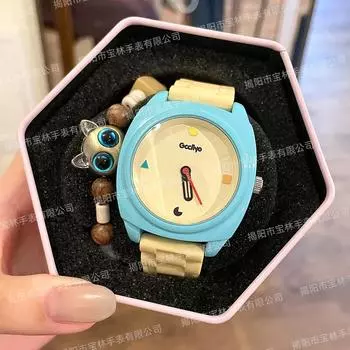 Яркие контрастные цветные часы Dopamine для женщин, легкие роскошные нишевые часы, симпатичные спортивные часы, кварцевые часы для студенток