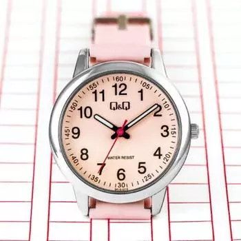 Яркие студенческие часы Q&Q