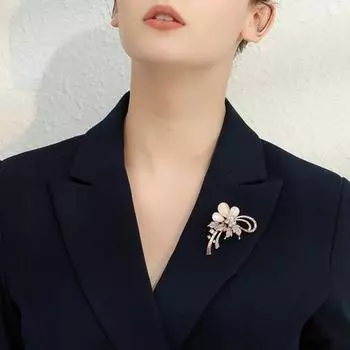 Яркий внешний вид, брошь, булавка, изысканная, нежная, легкая, со стразами, в форме цветка, женская булавка, аксессуары для одежды розового золота