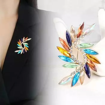 Яркий внешний вид, брошь со стразами, изысканная вращающаяся булавка тонкой работы, форма цветка, женская булавка, аксессуары для одежды