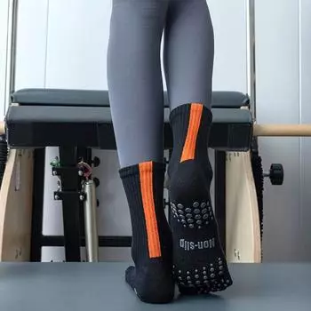 Yoga Socks Non Slip Professional Women Toe Socks Pilates Socks Fall and Winter Room Socks Adult Yoga Non-Slip Socks Orange stripe