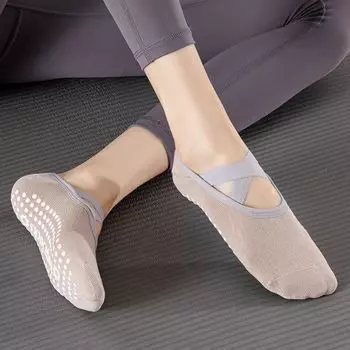Yoga Socks Women s Boat Socks Professional Non Slip Silicone Indoor for Workout and Dance Beginner Pilates Athletic Socks Spring and Summer Beige free size
