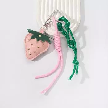 Yogodlns 1 шт. Подвеска для сумки Резаная клубника для женщин, для пары, украшение для автомобиля, ювелирное изделие, подарок, аксессуары, подвеска для рюкзака one size розовый