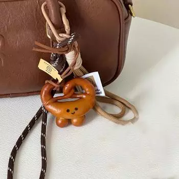 Yogodlns Alkali Water Bread Bagel Keychain Cute Smiling Face Bread Woven Rope Pendant Handmade Key Bag Accessories Bagels коричневый