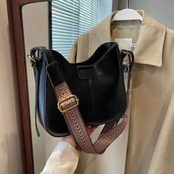 Yogodlns High-end Retro Bag Women s Bag New Style Textured Versatile Bucket Bag Trendy Wide Shoulder Strap Crossbody Bag 24x8x17cm хаки