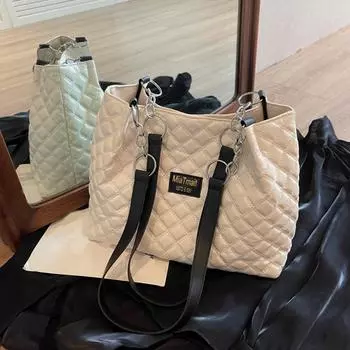 Yogodlns Новая популярная женская сумка из искусственной кожи большой емкости, зимняя высококачественная стеганая дизайнерская сумка через плечо для поездок на работу и шопинга 32x15x25cm чёрный