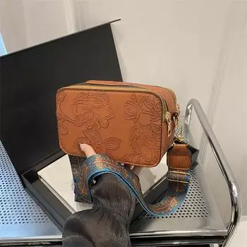 Yogodlns Ретро тисненая сумка для фотоаппарата женская сумка через плечо с широким косым ремнем сумка через плечо квадратная сумка-кошелек 19x9x12cm белый