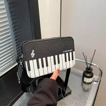 Yogodlns Сумка-слинг с черными и белыми клавишами пианино, контрастного цвета, повседневная квадратная сумка для женщин, для путешествий, шопинга, поездок на работу и свиданий 19x6.5x12cm чёрный