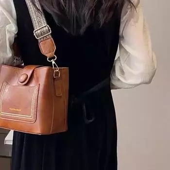 YOUHUAGUO Большие вместительные сумки-ведра через плечо для женщин Новые повседневные портативные сумки через плечо женские модные сумки 19x11x17cm коричневый