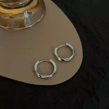 Yousheng 1 пара маленьких сережек Huggie, гладко отполированные серьги из сплава унисекс, однотонные серьги, легкие повседневные серьги-кольца для свиданий, поездок на работу и вечеринок серебряный