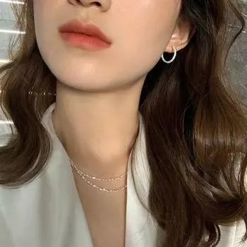 Yousheng 1 пара женских сережек-хаги с мерцающей поверхностью, геометрические легкие маленькие серьги для свиданий, выпускных вечеринок серебряный