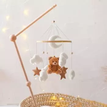 Yousheng Детская кроватка Мобильный медведь Бархатный декор для детской комнаты Вращающийся на 360 градусов подвесной колокольчик для кровати Звезды Луны Сенсорное развитие кроватки Колокольчик Bear коричневый