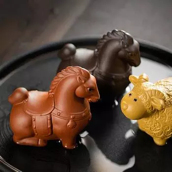 Yousheng Horse Tea Pet Фиолетовая глина Китайский стиль Украшения Яркое изображение Пони Дзен Украшение Настольный Чай Гаджет дубильная кора