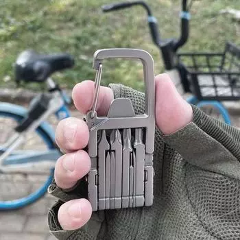 Yousheng Многофункциональная отвертка Компактный размер Портативная отвертка Карабин Открывалка для бутылок Универсальный мини-инструмент серебряный