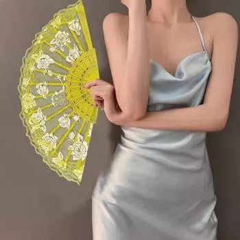 Yousheng Rose Кружевной складной веер с кисточкой Винтаж Свадебный танец Реквизит для фотосессии Портативный летний ручной веер Праздничные принадлежности Подарок красный